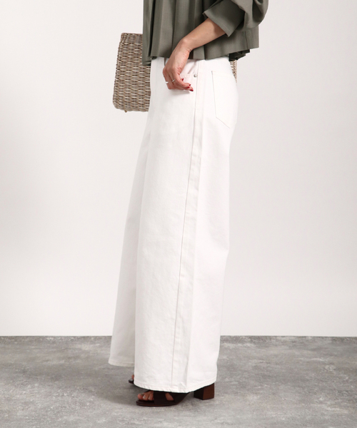 woadblue × エディター坪田あさみ】WIDE PANTS（ホワイト）