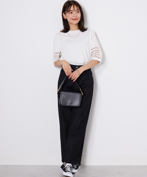 BELLUNA PLUS(ベルーナ)の「袖レース切替デザインプルオーバー(Tシャツ/カットソー・レディース・ブラック/オフホワイト/マスタード/グリーン・MEDIUM/LARGE/X-LARGE/SMALL)」の13枚目の写真