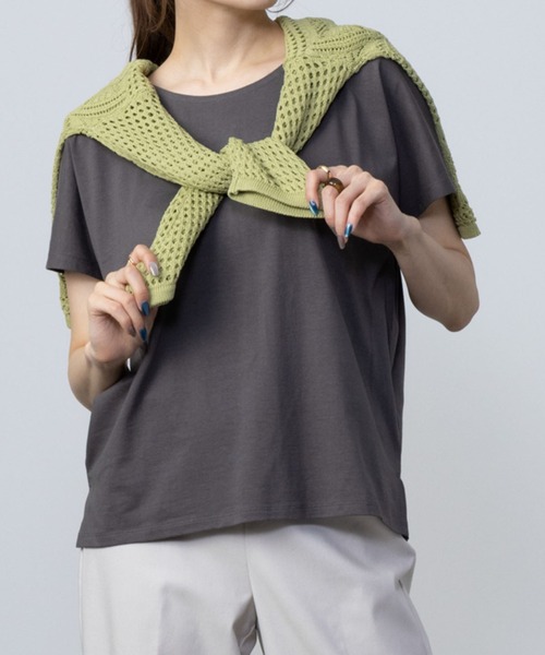 NAVY（ネイビー）の「NAVY 抗菌・UVカット・紫外線対策 ベーシックドルマンTシャツ（Tシャツ/カットソー・レディース・チャコールグレー/ブルーグリーン/ホワイト/ピンク・L/M/S/XL）」の3枚目の写真