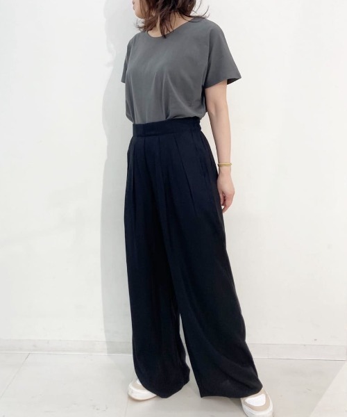 NAVY（ネイビー）の「NAVY 抗菌・UVカット・紫外線対策 ベーシックドルマンTシャツ（Tシャツ/カットソー・レディース・チャコールグレー/ブルーグリーン/ホワイト/ピンク・L/M/S/XL）」の21枚目の写真