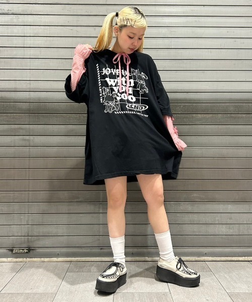 Candy Stripper（キャンディストリッパー）の「WITH YOU TOO BIG BIG Tシャツ（Tシャツ/カットソー・レディース・オフホワイト/ブラック/パープル・2）」の17枚目の写真