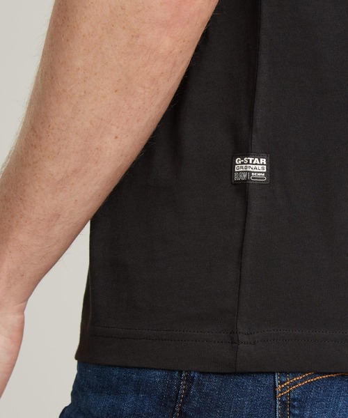 G-STAR（ジースター）の「CENTER CHEST LOGO LOOSE T-SHIRT/ブランドロゴルーズT（Tシャツ/カットソー・メンズ・ホワイト/ダークブラック・X-LARGE/SMALL/MEDIUM/LARGE/X-SMALL）」の12枚目の写真