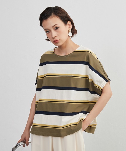 On One's Own(オンワンズオン)の「On One's Own ドルマンスリーブ半袖ボーダーTシャツ(Tシャツ/カットソー・レディース・オリーブ/パープル/ネイビー・FREE)」の9枚目の写真
