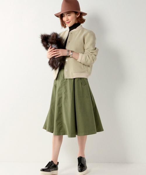 UNITED ARROWS（ユナイテッドアローズ）の「UWMF C/PU MLT フレアスカート◆（スカート・レディース・オリーブ・38/36）」の2枚目の写真