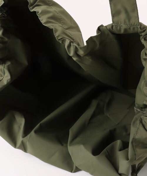 POLO RALPH LAUREN（ポロ ラルフ ローレン）の「ポケッタブル レインバック ポロポニー ドット（トートバッグ・レディース・サックスブルー/ベージュ/カーキ/ネイビー・FREE）」の6枚目の写真