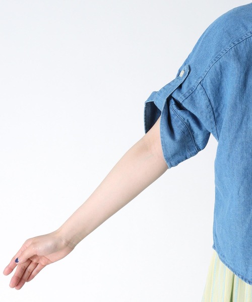 blanc basque（ブランバスク）の「綿麻デニムパール釦半袖シャツ（シャツ/ブラウス・レディース・ブルー系その他2/ブルー系その他3・38）」の18枚目の写真