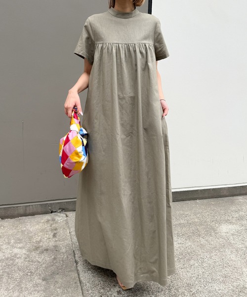セール】ハーフスリーブスタンドカラーロングワンピース -洗濯機洗い可