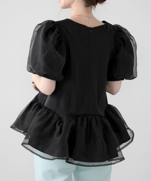 O.S.K（オーエスケー）の「[O.S.K] スクエアネックオーガンジートップス（シャツ/ブラウス・レディース・パープル/ブラック/アイボリー・L/M）」の11枚目の写真