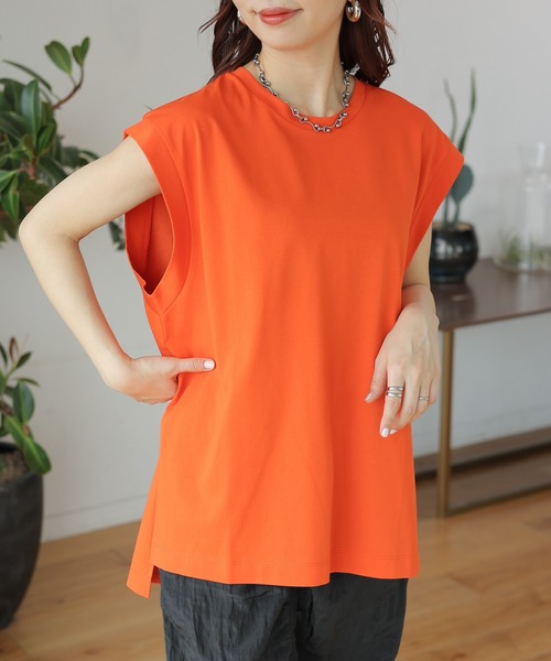 LEPSIM(レプシィム)の「【3つの機能付き】デザインチュニックノースリーブ 104202(Tシャツ/カットソー・レディース・サンドベージュ/オレンジ/チャコールグレー/オフホワイト/レッド/ブラック×ホワイト/ライトブルー・FREE)」の7枚目の写真