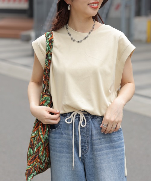 Pachman ノースリーブチュニック ベージュ Pachman ノースリーブチュニック ベージュ