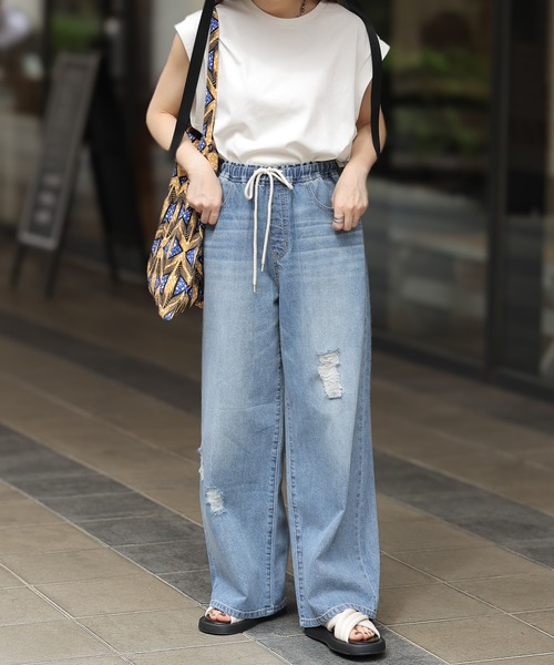 LEPSIM(レプシィム)の「【3つの機能付き】デザインチュニックノースリーブ 104202(Tシャツ/カットソー・レディース・サンドベージュ/オレンジ/チャコールグレー/オフホワイト/レッド/ブラック×ホワイト/ライトブルー・FREE)」の12枚目の写真