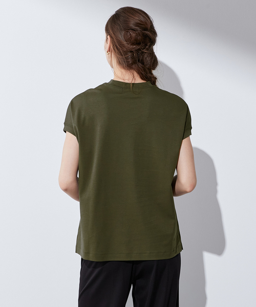 LE SOUK HOLIDAY(ルスークホリデー)の「【接触冷感・UVカット・汗じみ防止】フラワープリントTシャツ(Tシャツ/カットソー・レディース・グリーン/カーキ/ブラック・M/L)」の16枚目の写真