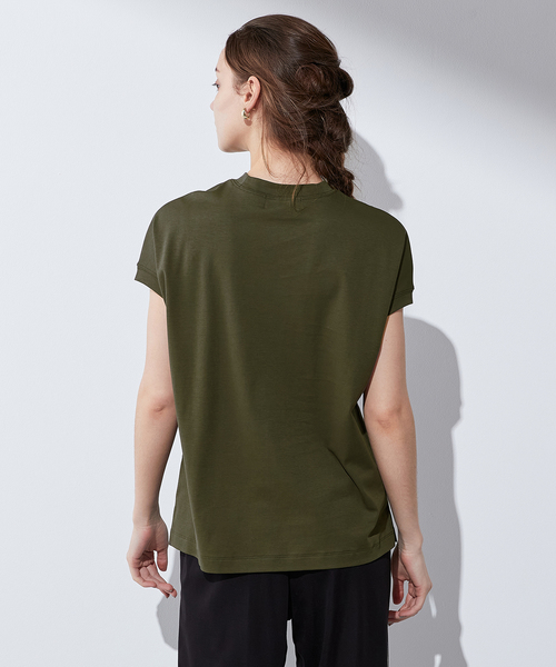 LE SOUK HOLIDAY(ルスークホリデー)の「【接触冷感・UVカット・汗じみ防止】フラワープリントTシャツ(Tシャツ/カットソー・レディース・グリーン/カーキ/ブラック・M/L)」の15枚目の写真