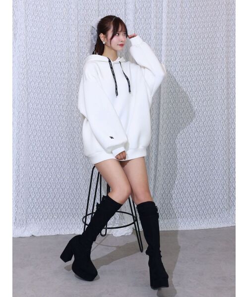 EATME（イートミー）の「【EATME×ENAKO】ロゴ刺しゅうパーカー（パーカー・レディース・オフホワイト/ブラック・FREE）」の16枚目の写真