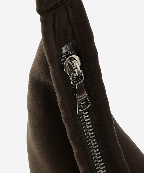 ORCIVAL（オーシバル）の「ORCIVAL | フェイクスエード ショルダーバッグ（ショルダーバッグ・レディース・ブラウン/ブラック・-）」の3枚目の写真