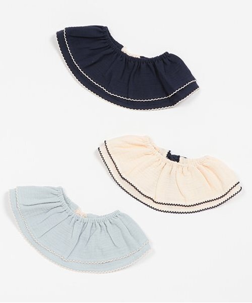 petit main（プティマイン）の「ピコミシン付きフリル襟スタイ（スタイ/よだれかけ・キッズ・ライトブルー/ネイビー/アイボリー・FREE）」の9枚目の写真