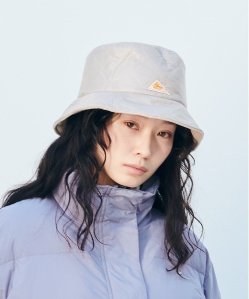 KELTY(ケルティ)の「リバーシブルキルティング バケット ハット(ハット・レディース・ブラック/ベージュ/ブルー・FREE)」の3枚目の写真