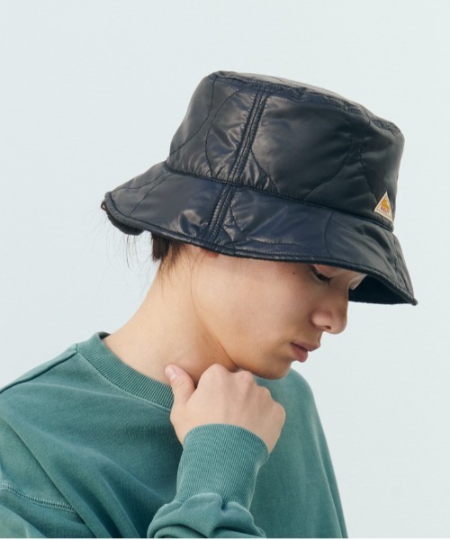 KELTY(ケルティ)の「リバーシブルキルティング バケット ハット(ハット・レディース・ブラック/ベージュ/ブルー・FREE)」の1枚目の写真