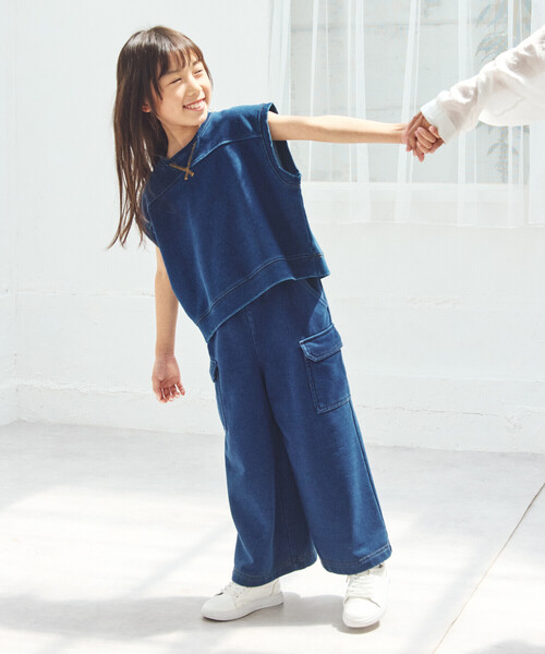COMME CA ISM（コムサイズム）の「オーバーサイズベスト（ベスト・キッズ・インディゴブルー・100cm/110cm/120cm/130cm/140cm/150cm）」の2枚目の写真