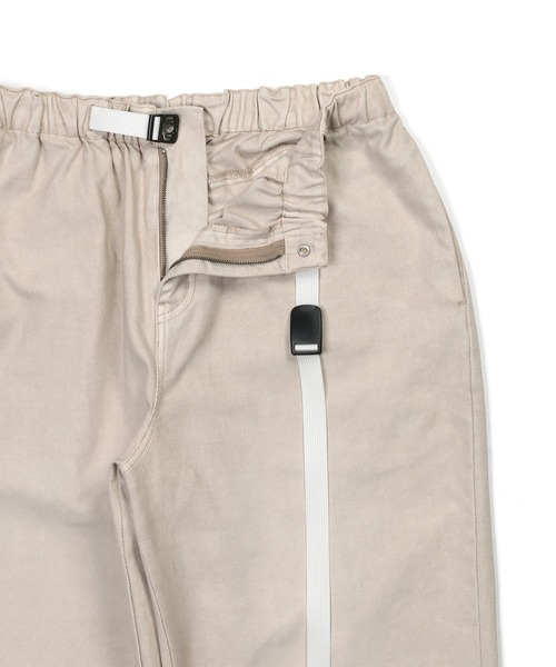 The DUFFER of ST.GEORGE（ザダファーオブセントジョージ）の「WEBBING BELT KERSEY WIDE PANTS：ワイドテーパード イージーパンツ（その他パンツ・メンズ・アイボリー/ブラック/ブラウン・SMALL/MEDIUM/LARGE/X-LARGE）」の9枚目の写真