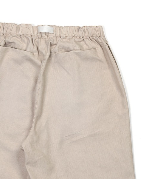 The DUFFER of ST.GEORGE（ザダファーオブセントジョージ）の「WEBBING BELT KERSEY WIDE PANTS：ワイドテーパード イージーパンツ（その他パンツ・メンズ・アイボリー/ブラック/ブラウン・SMALL/MEDIUM/LARGE/X-LARGE）」の5枚目の写真