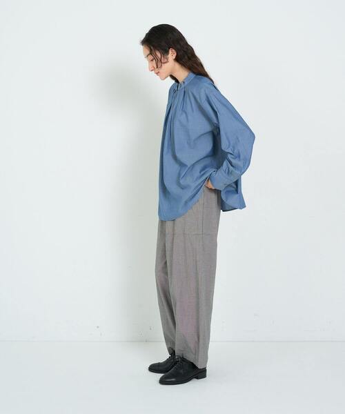 conges payes ADIEU TRISTESSE（コンジェ ペイエ アデュートリステス）の「タックフリルブラウス（シャツ/ブラウス・レディース・ストライプ/チェック/ブルー・38）」の5枚目の写真