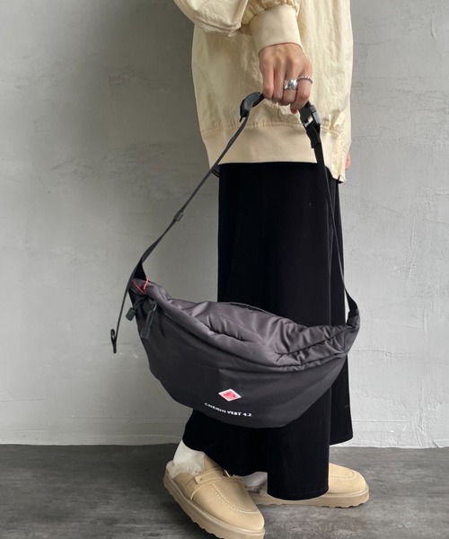 yuuさん専用DANTON CHEMIN VERT 4.2 ボディバッグブラック yuuさん専用DANTON CHEMIN VERT 4.2 ボディバッグブラック