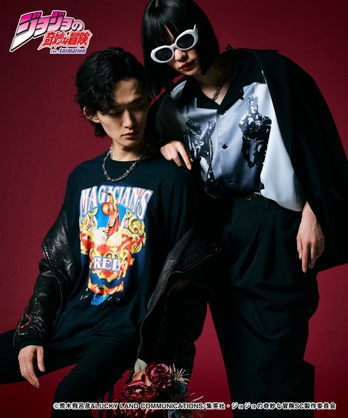 glamb(グラム)の「Magician's Red Long Sleeves T-shirt / マジシャンズレッドロングスリーブTシャツ(Tシャツ/カットソー・メンズ・ホワイト/ブラック・S/M/L/XL)」の11枚目の写真