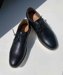 a.v.v（アーヴェヴェ）の「ビジネスシューズ（スニーカー）」