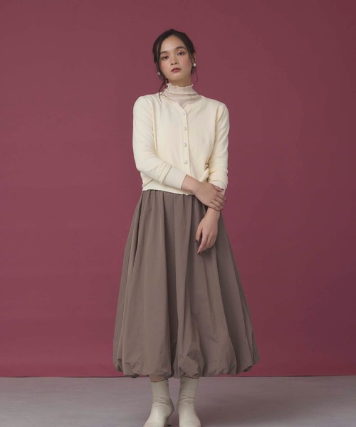 fifth(フィフス)の「パールボタンニットカーディガン(カーディガン/ボレロ・レディース・ブラック/アイボリー/ベージュ/グレー・M)」の8枚目の写真