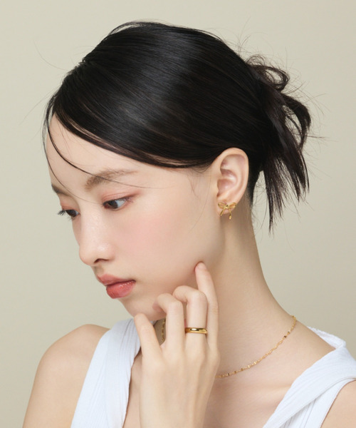 ciite' surgical stainless(シーテサージカルステンレス)の「【 金属アレルギー対応 】 リボンピアス サージカルステンレス (両耳用)(ピアス(両耳用)・レディース・ゴールド/シルバー/ピンクゴールド・FREE)」の4枚目の写真