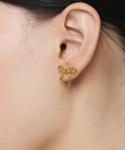 ciite' surgical stainless(シーテサージカルステンレス)の「【 金属アレルギー対応 】 リボンピアス サージカルステンレス (両耳用)(ピアス(両耳用)・レディース・ゴールド/シルバー/ピンクゴールド・FREE)」の5枚目の写真