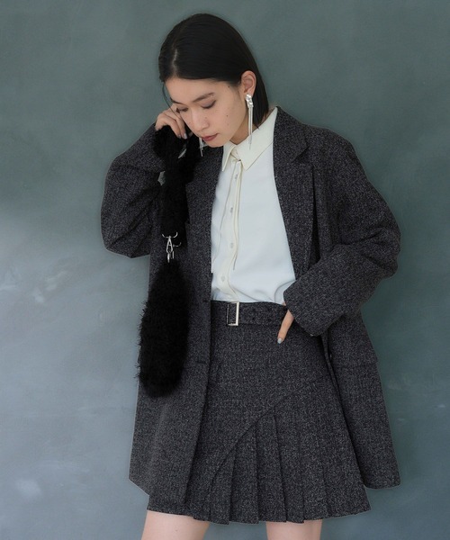 HARE（ハレ）の「2Pミドルジャケット＊アシメプリーツショートパンツ(HARE)（セットアップ・レディース・ブラック/オフホワイト・FREE）」の9枚目の写真