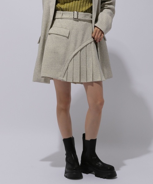 HARE（ハレ）の「2Pミドルジャケット＊アシメプリーツショートパンツ(HARE)（セットアップ・レディース・ブラック/オフホワイト・FREE）」の18枚目の写真