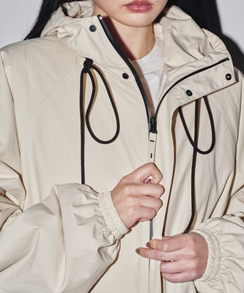 TODAYFUL（トゥデイフル）の「TODAYFUL Hoodie Puff Jacket 12420203（その他アウター・レディース・オフホワイト/ブラック・38/36）」の9枚目の写真