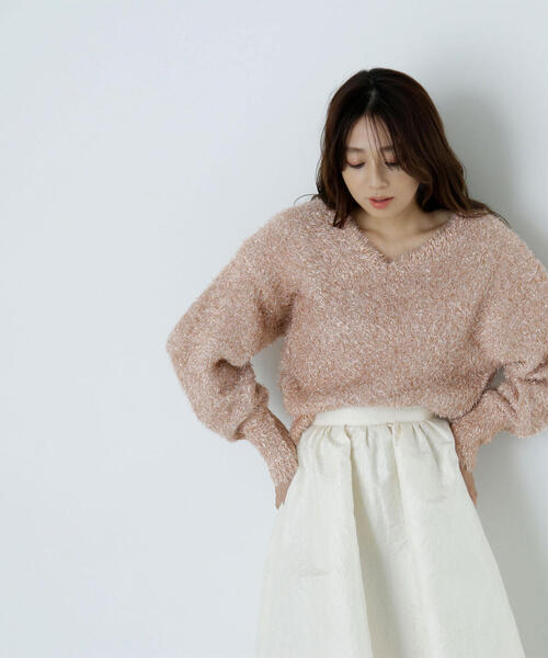 NATURAL BEAUTY BASIC（ナチュラルビューティーベーシック）の「◇ラメシャギーニット（ニット/セーター・レディース・ピンク/ベージュ/チャコールグレー・FREE）」の4枚目の写真