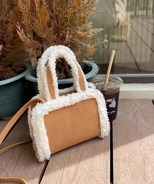 Mignonjour（ミニョンジュール）の「Mignonjour/ムートン風2wayバッグ M2590（ハンドバッグ・レディース・ブラウン・FREE）」の2枚目の写真