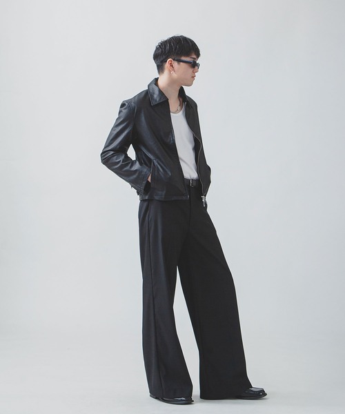 セール】【White Line】 ミニマル レザー ジャケット / 短丈