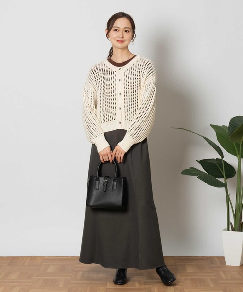 Right-on（ライトオン）の「【HONEYSUCKLE ROSE】スパンコールカーデレイヤード（アンサンブル・レディース・ダークグレー/オフホワイト・M/L/XL/S）」の3枚目の写真