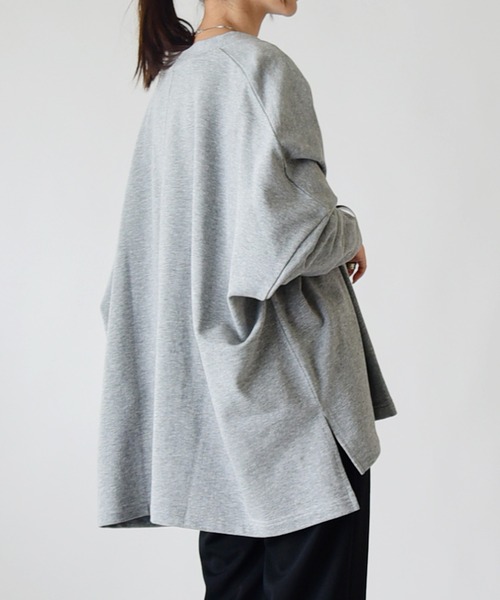 and it_（アンドイット）の「Vネックスウェットワイドカーディガン（カーディガン/ボレロ・レディース・杢グレー/ナチュラル/グレイッシュブルー/ブラック/カーキ・M-L）」の11枚目の写真