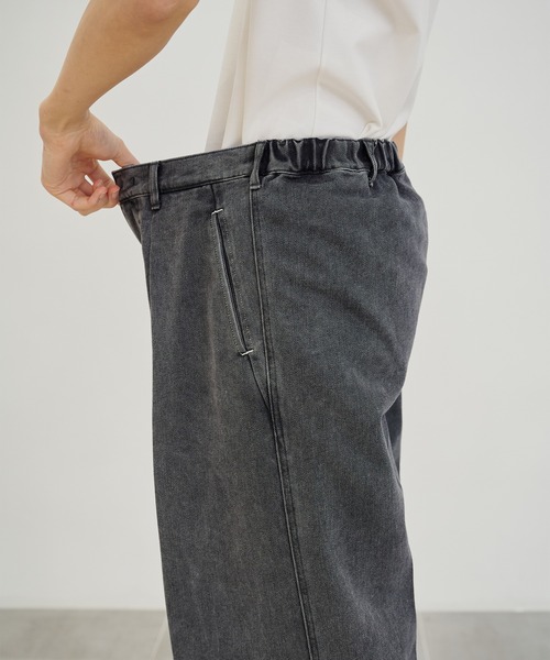 STUDIOUS（ステュディオス）の「【PUBLIC TOKYO/パブリックトウキョウ】エバークリースデニムワイドパンツ（デニムパンツ・メンズ・インディゴブルー/ブラック・1/2）」の16枚目の写真