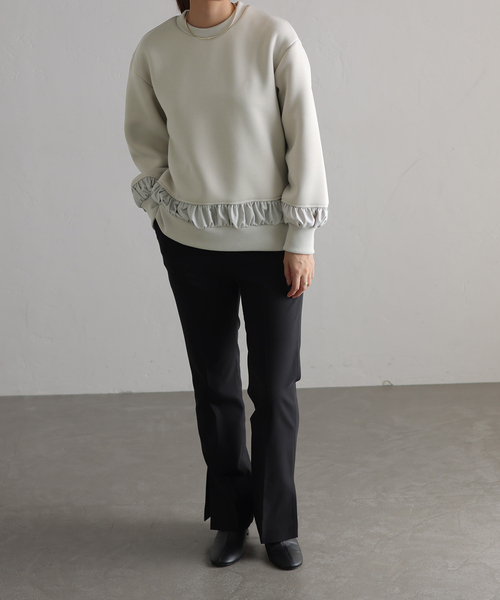 La TOTALITE(ラトータリテ)の「【MARECHAL TERRE/マルシャルテル】ギャザーデザインプルオーバー(Tシャツ/カットソー・レディース・ライトグレー/ブラック・FREE)」の3枚目の写真