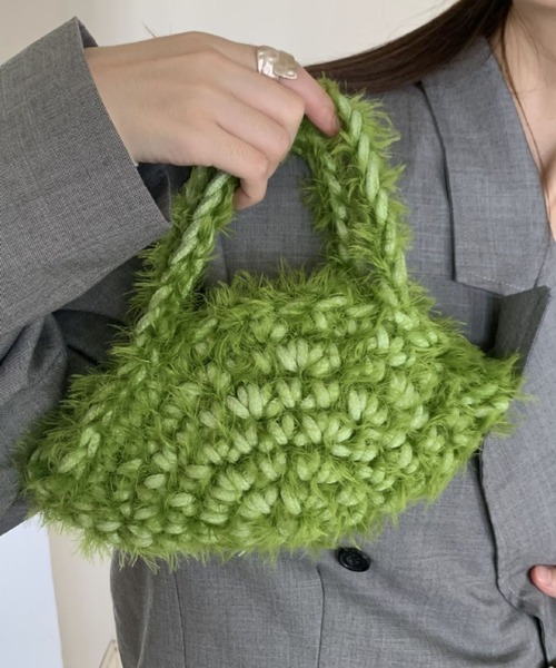 Vipoa(ヴィポア)の「shaggy mini hand bag(ハンドバッグ・レディース・ライトブルー/チャコールグレー/ブルー/ブラック/ホワイト/グリーン/ライトグリーン/イエロー/オレンジ/パープル/レッド・FREE)」の4枚目の写真