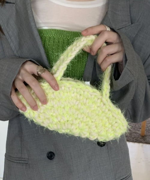 Vipoa(ヴィポア)の「shaggy mini hand bag(ハンドバッグ・レディース・ライトブルー/チャコールグレー/ブルー/ブラック/ホワイト/グリーン/ライトグリーン/イエロー/オレンジ/パープル/レッド・FREE)」の5枚目の写真