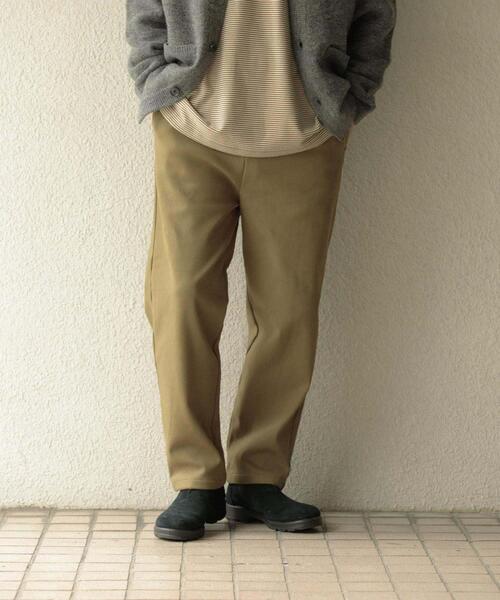 ITEMS URBANRESEARCH(アイテムズ アーバンリサーチ)の「裏フリース リラックスチノパンツ(その他パンツ・メンズ・オリーブ/ブラック/ライトベージュ・MEDIUM/LARGE)」の4枚目の写真