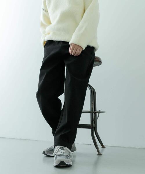 ITEMS URBANRESEARCH(アイテムズ アーバンリサーチ)の「裏フリース リラックスチノパンツ(その他パンツ・メンズ・オリーブ/ブラック/ライトベージュ・MEDIUM/LARGE)」の5枚目の写真