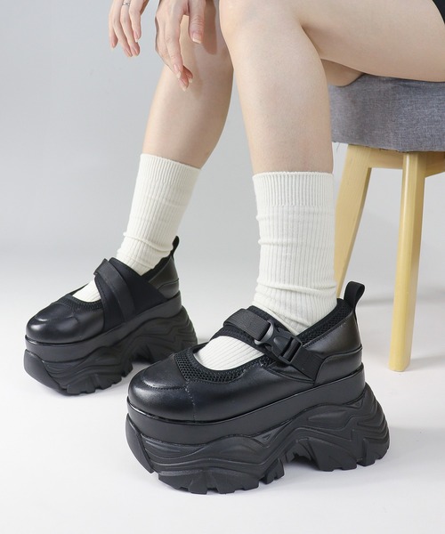 LOVEHUNTER(ラブハンター)の「LOVE HUNTER/9.5cm 超厚底 スタイルアップ メリージェーンスニーカー(1901)(スニーカー・レディース・ホワイト/ブラック・LL/S/M/L)」の2枚目の写真