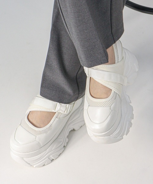 LOVEHUNTER(ラブハンター)の「LOVE HUNTER/9.5cm 超厚底 スタイルアップ メリージェーンスニーカー(1901)(スニーカー・レディース・ホワイト/ブラック・LL/S/M/L)」の12枚目の写真