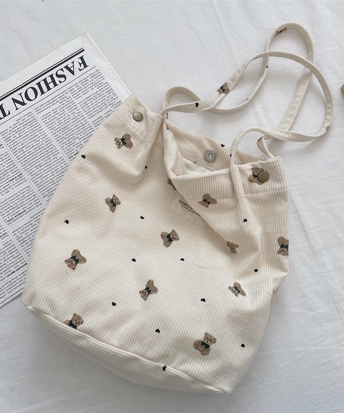 Mignonjour（ミニョンジュール）の「Mignonjour/くまコーデュロイトートバッグ M2596（トートバッグ・レディース・ベージュ/ホワイト/ブルー/ピンク・FREE）」の18枚目の写真