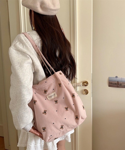 Mignonjour（ミニョンジュール）の「Mignonjour/くまコーデュロイトートバッグ M2596（トートバッグ・レディース・ベージュ/ホワイト/ブルー/ピンク・FREE）」の16枚目の写真